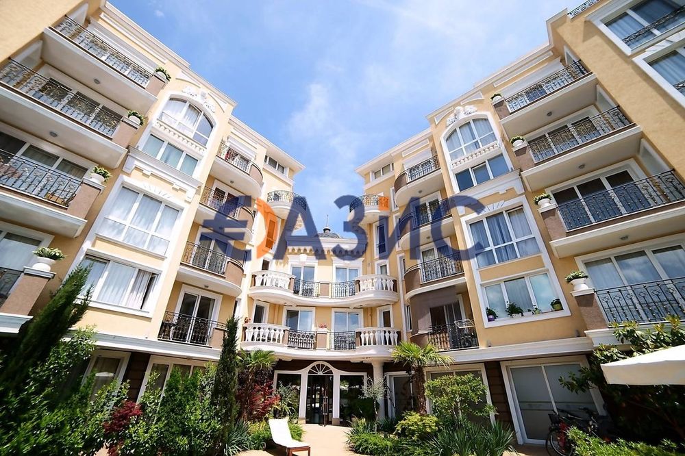 Продава се Едностаен апартамент в к.к. Слънчев бряг - 30 кв.м за 1467 €/кв.м - Снимка #11