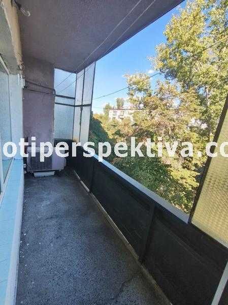 Продава се Тристаен апартамент в Пловдив, Кючук Париж - 64 кв.м за 1558 €/кв.м - Снимка #10