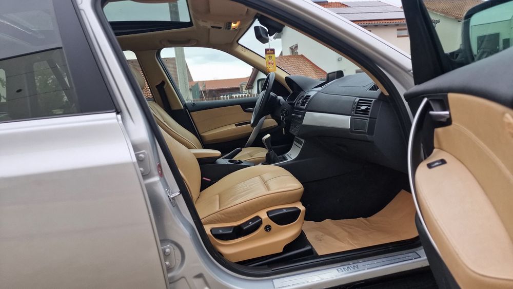 BMW X3 " X-Drive " Panoramic / Navigație TOP