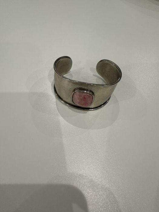 Дамска гривна ръчна изработка с камък