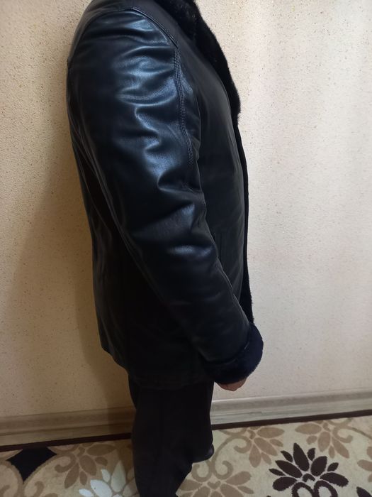 Кожаный дубленка