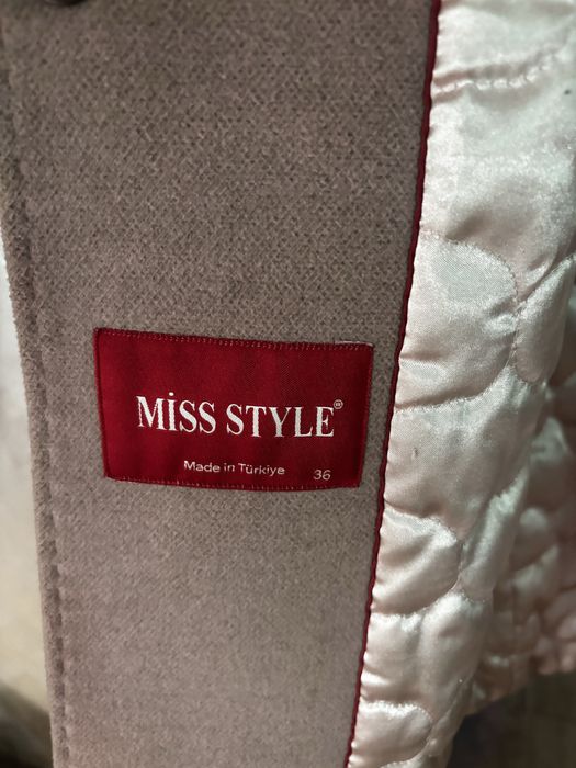 Розово кашмирено палто с естествен пух