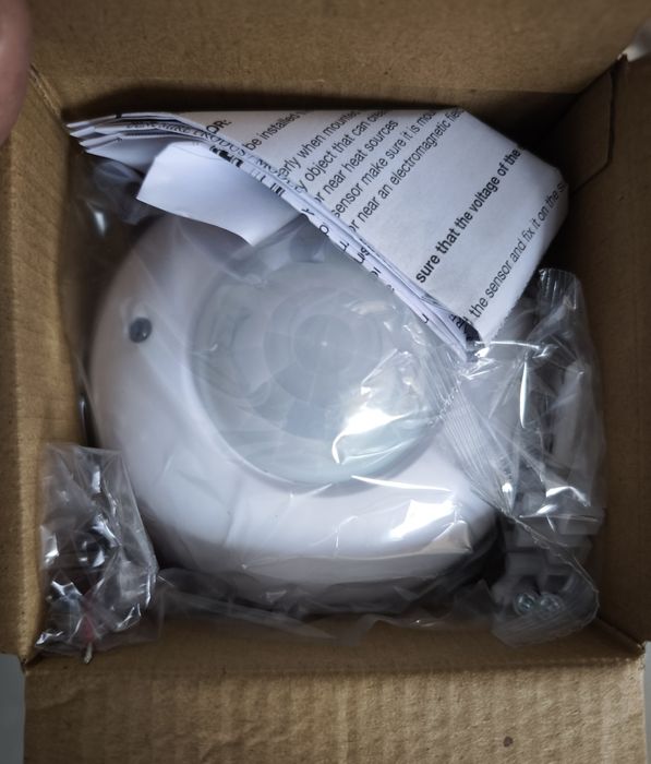 Senzor mișcare novelite