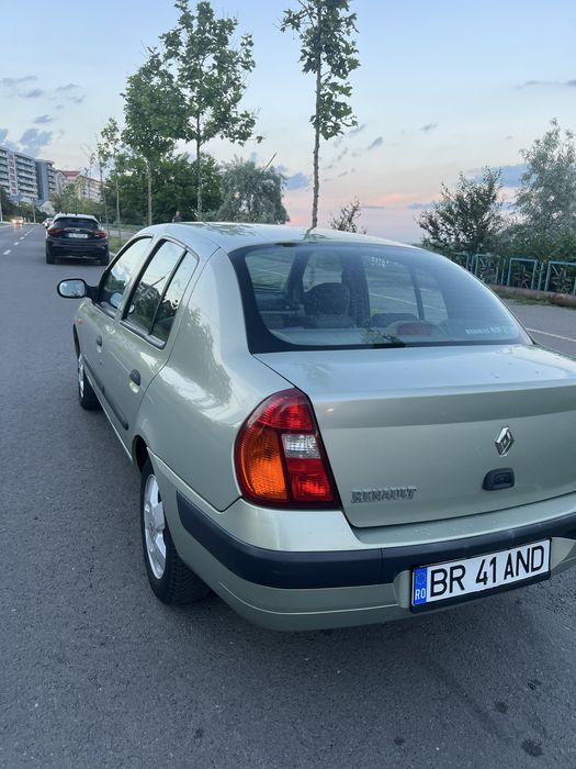 RENAULT Clio 2002 — imagine 4