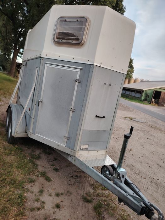 Remorca pentru transport de animale
