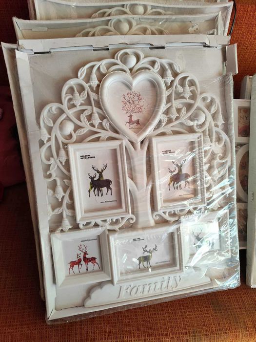 Продават се рамки за снимки запечатани нови