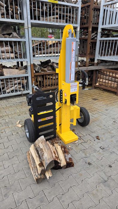 Despicator 35 tone cu motor benzina 15 CP