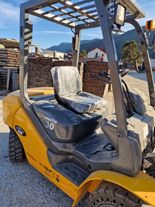 Мотокар камацу FD30