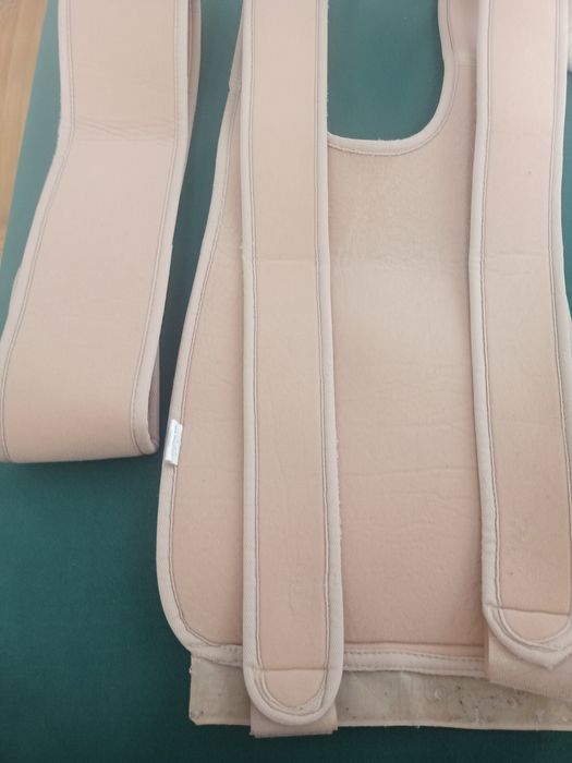 Продам корсет,,почти новый