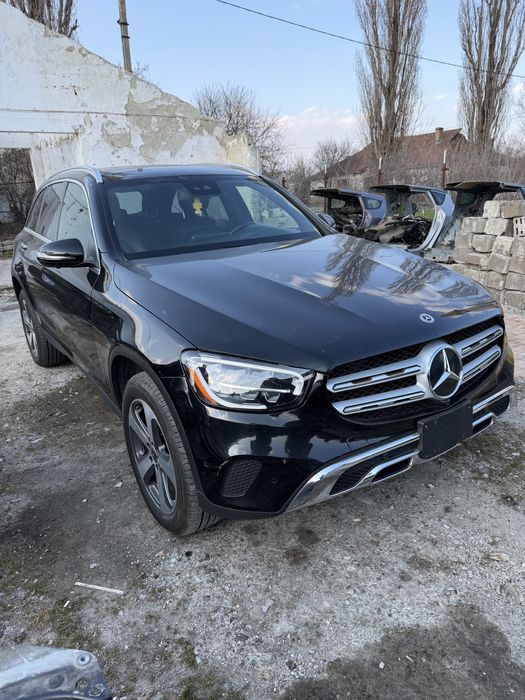 Dezmembrez Mercedes GLC C253, 2.0 Benzina, 264920