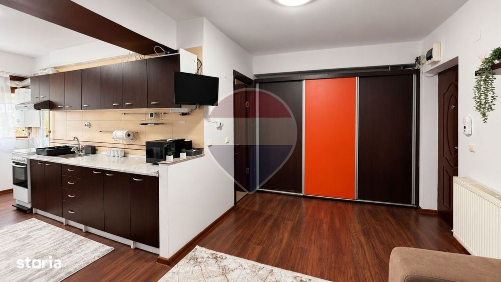 Apartament cu 3 camere de închiriat în zona Letea