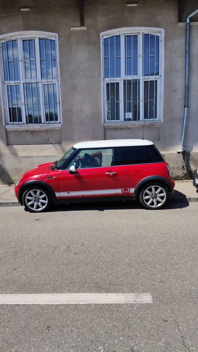Mini cooper rosu
