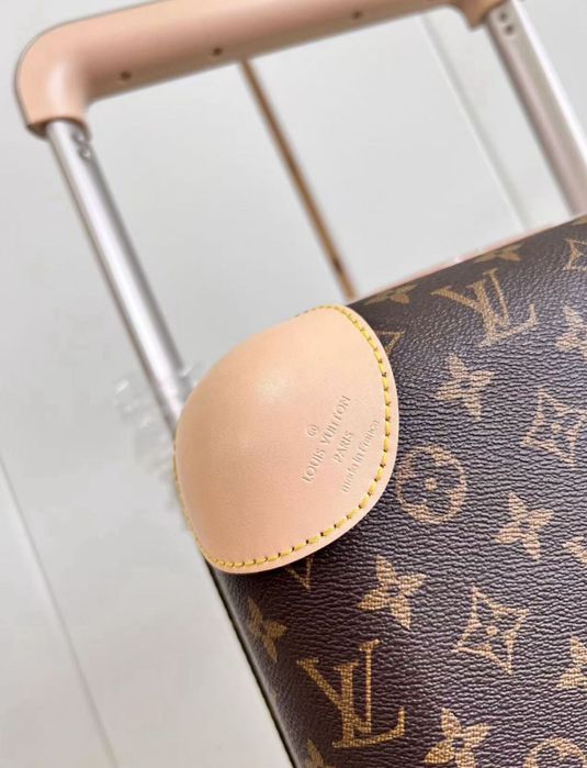 Чемодан LV horizon 55 cm Louis Vuitton