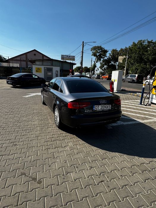 Audi A4 2.0 Tdi 143 cp  2014