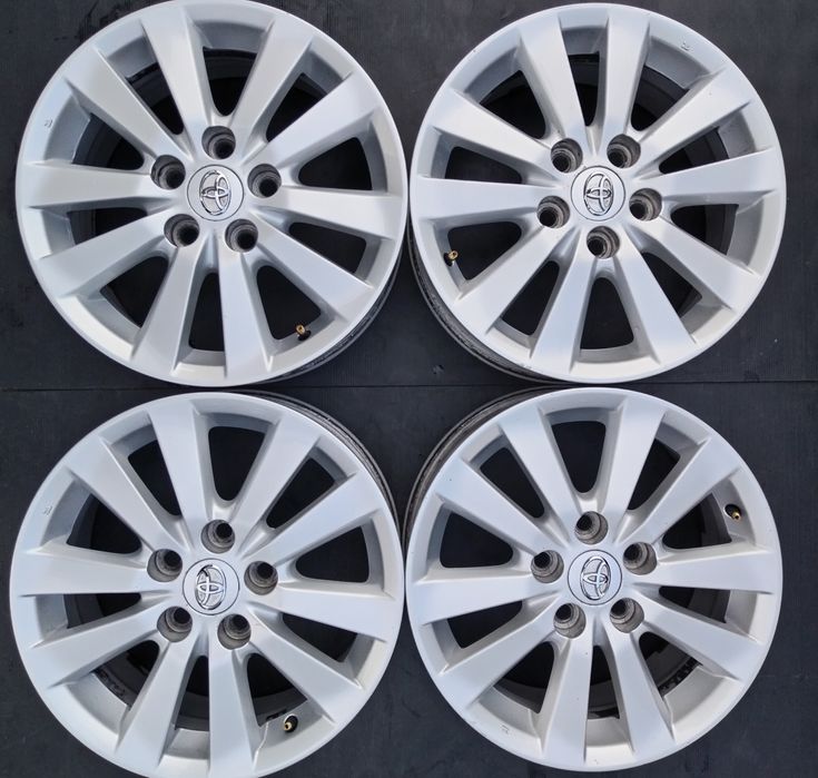 5x114,3 6,5Jx16 RH  ET45 TOYOTA