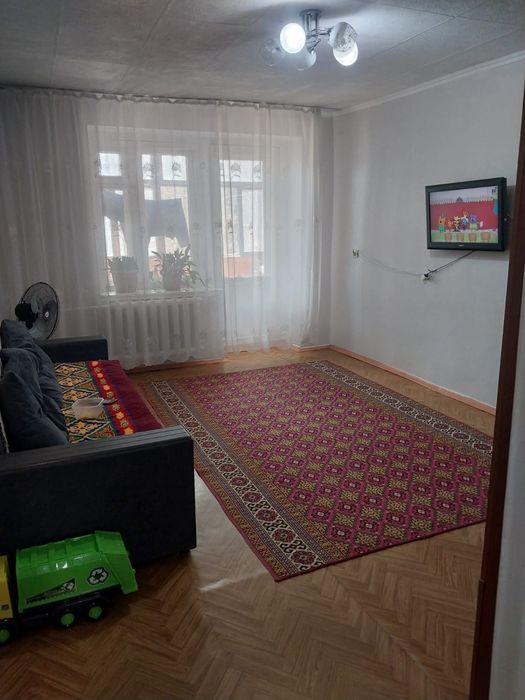 Продам 3 комнатную квартиру