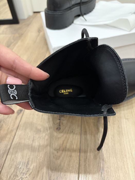 Абсолютно новые ботинки