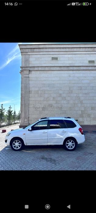 Срочно продам калина 2 универсал люкс