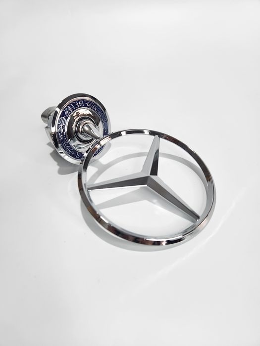 Sigla mercedes emblema stema mercedes capota