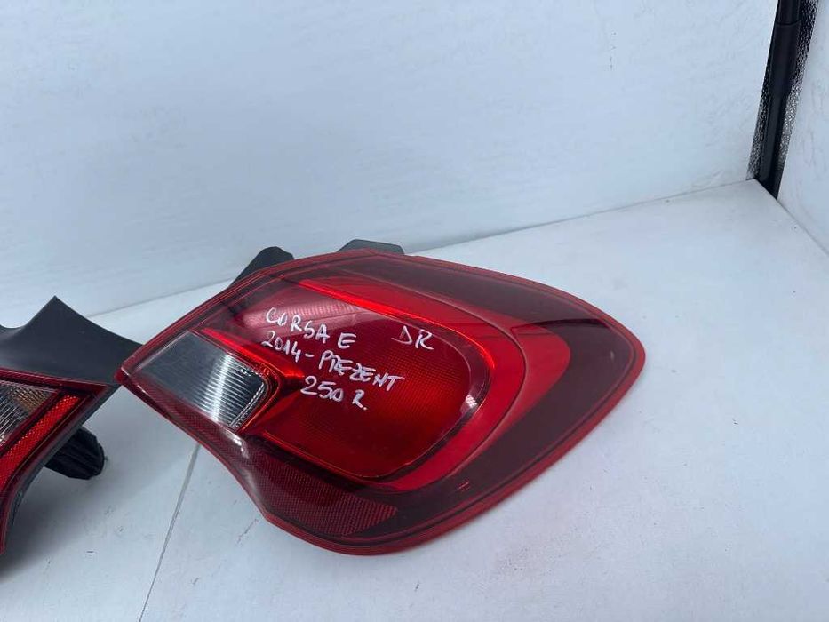 Stopuri lampa spate Opel Corsa E 2014-prezent stop stanga stop dreapta 13428455 13428456
