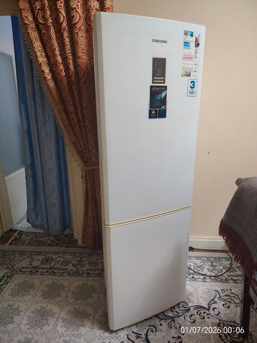 Продам холодильник