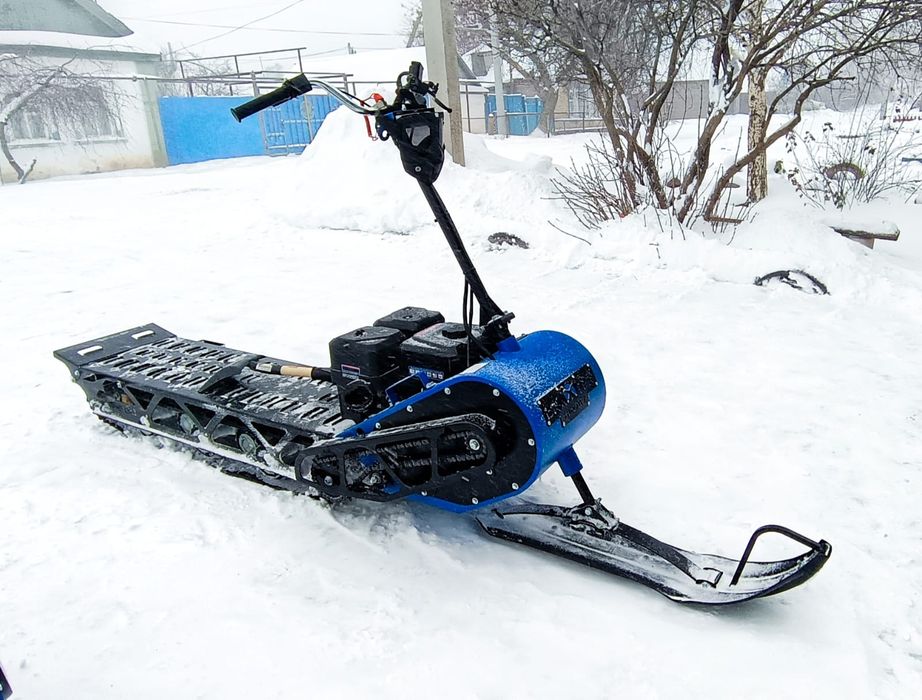 Продам новый мотоснегокат