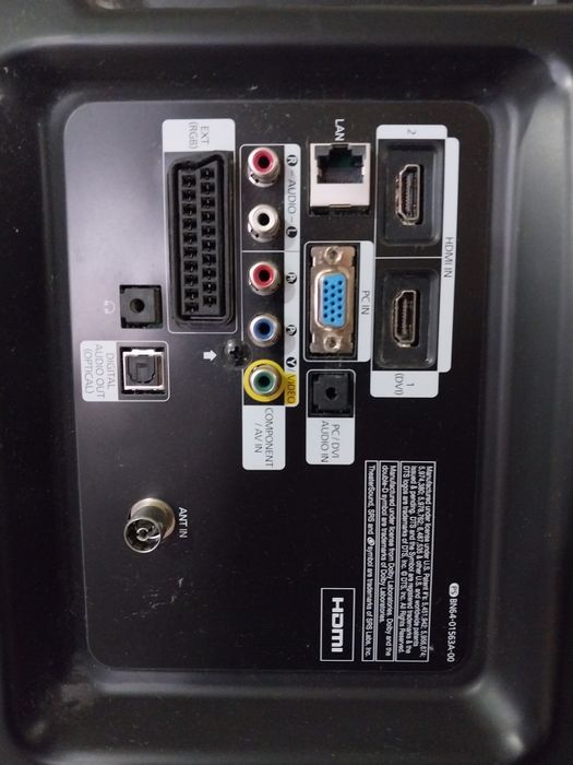 Телевизор Samsung 81см со смарт приставкой.