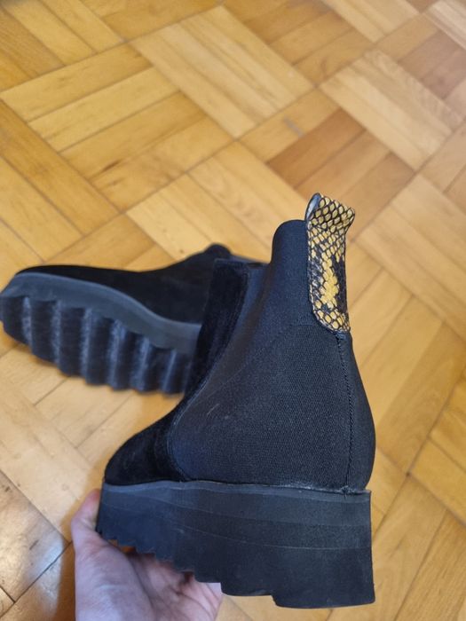 Botine negre piele naturala intoarsa suede noi