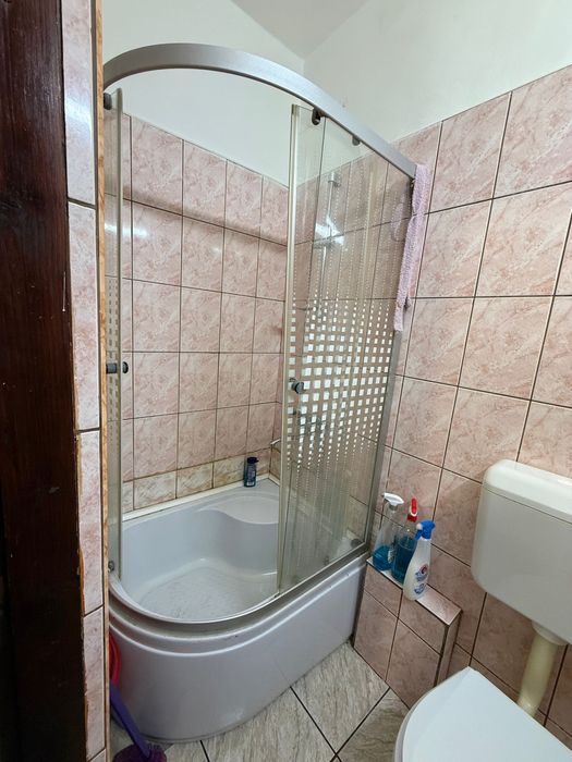 Garsoniera de vanzare