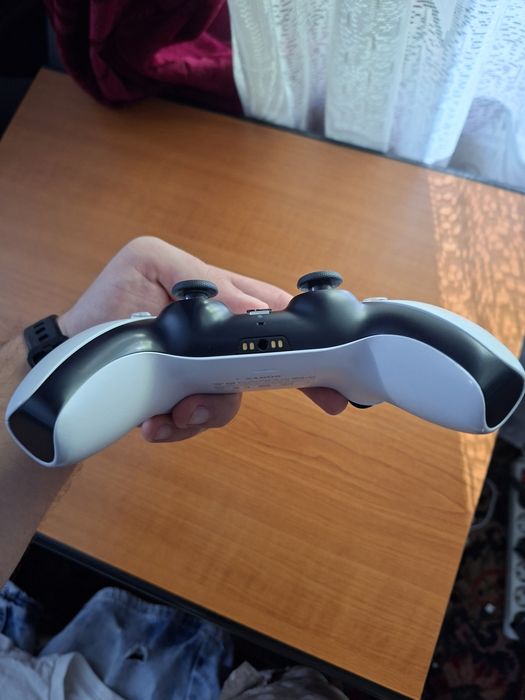 Controller PS5 DualSense Original – Alb | Pentru reparație / Recondiționare