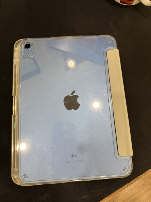 Планшет Apple iPad 10.9