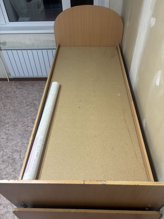 Продам одну кровать