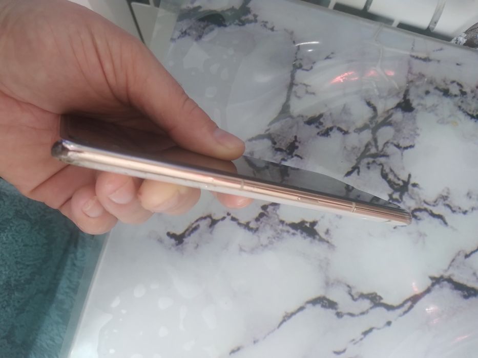 Телефон смартфон  Samsung a80