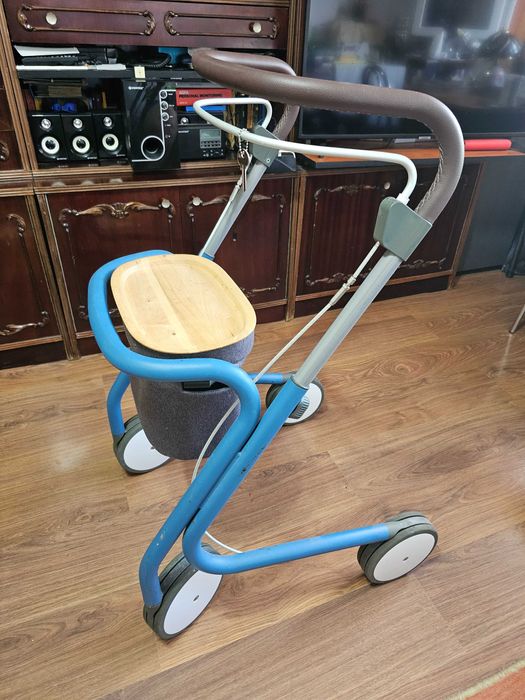 Cadru Medical Profesional. Pentru persoane cu mobilitate redusa.