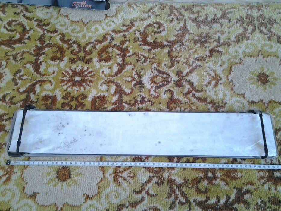 IKEA etajera sticla cu suport metalic***