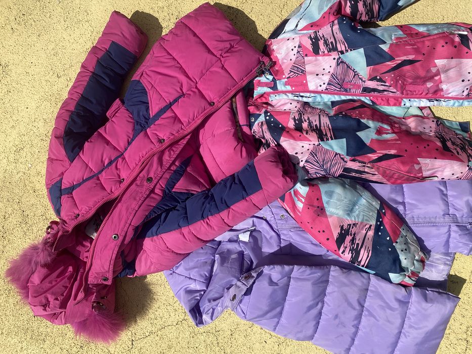 Детские вещи разных размеров , куртки , комбинизоны , много ,