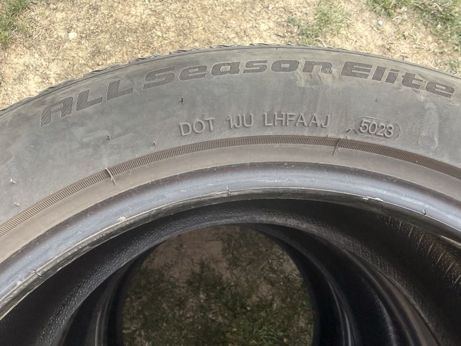 3 броя всесезонни автомобилни гуми 225/50R17