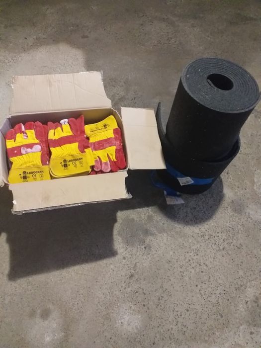 Vand lucuri pentru asigurarea marfei