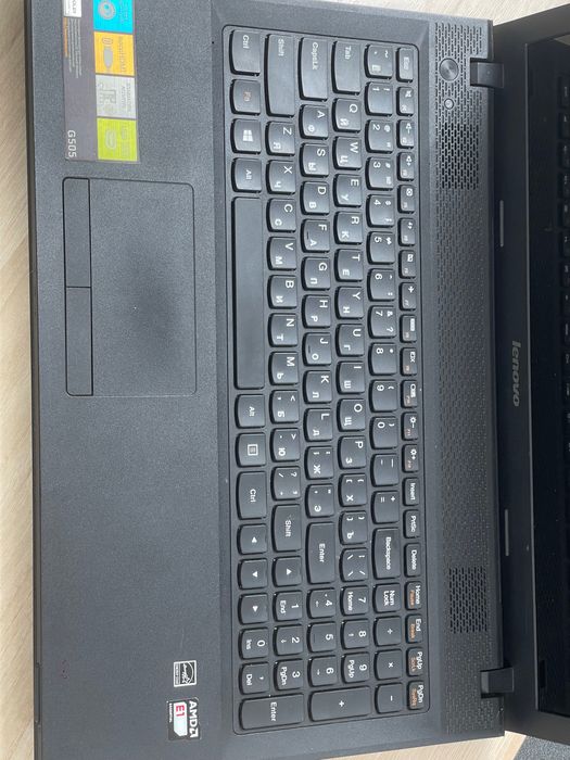 Lenovo Noutbuk sotiladi
