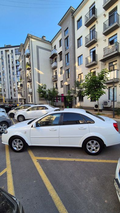 Yengil avtomobil