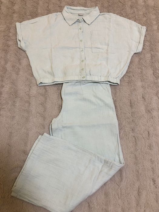 Комплект за момиче с размер 134-140