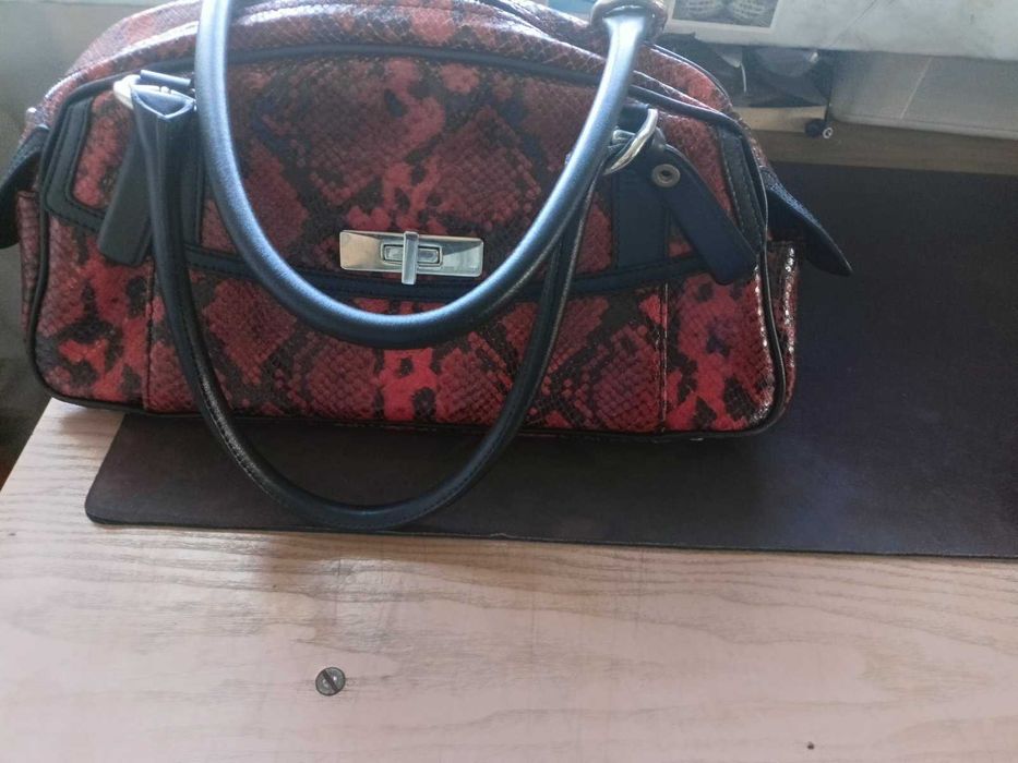 чанта естествена кожа