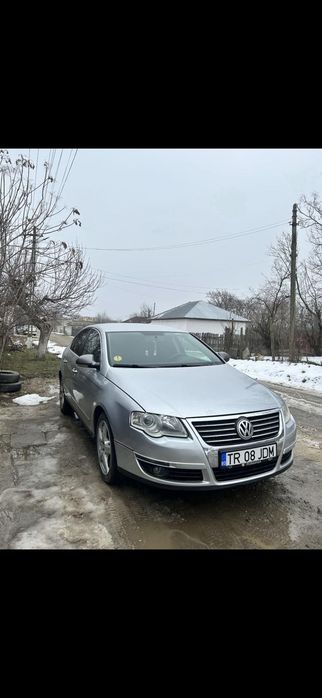 Vand sau schimb cu duba Passat B6