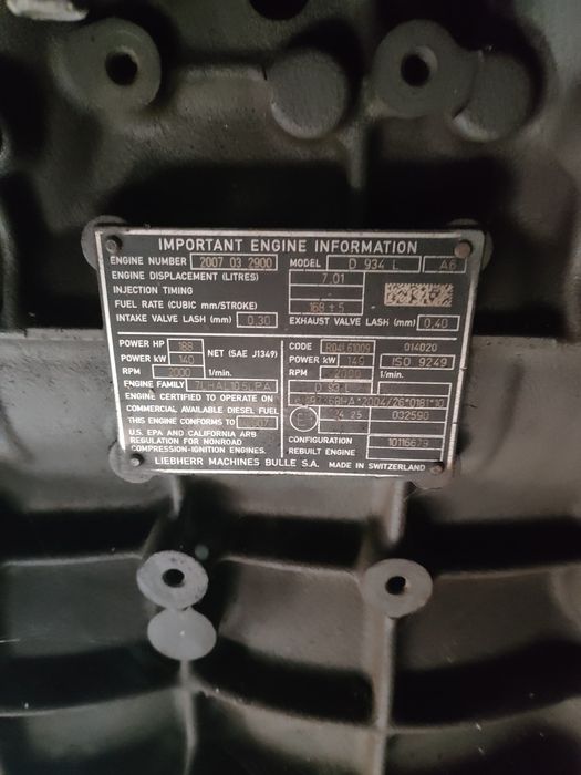 Продам блок двигателя Liebherr