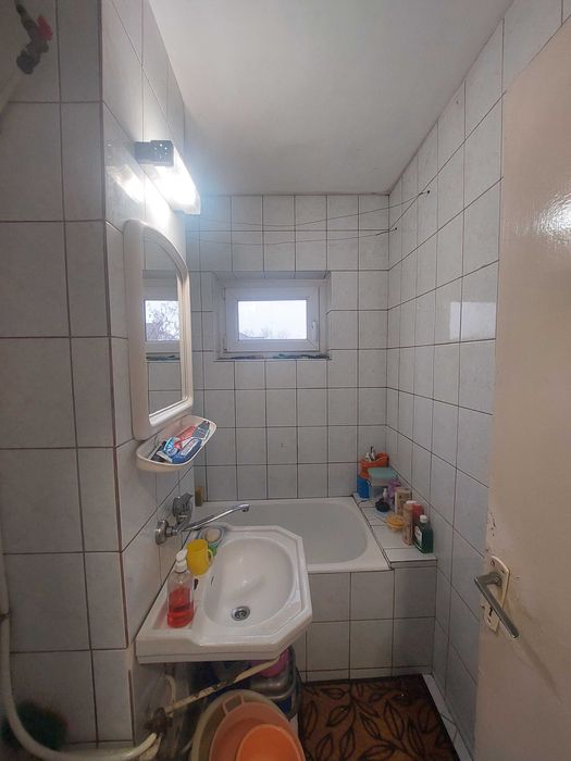 Apartament 3 camere et. 4 50mp² zona 22 decembrie/dorobantilor