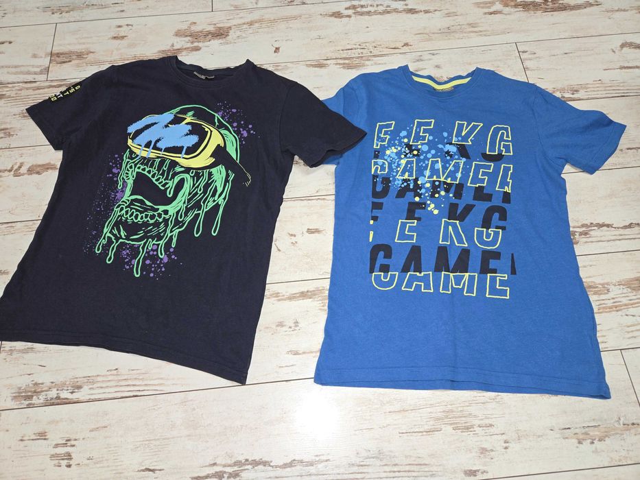 Лот от четири тениски с къс ръкав