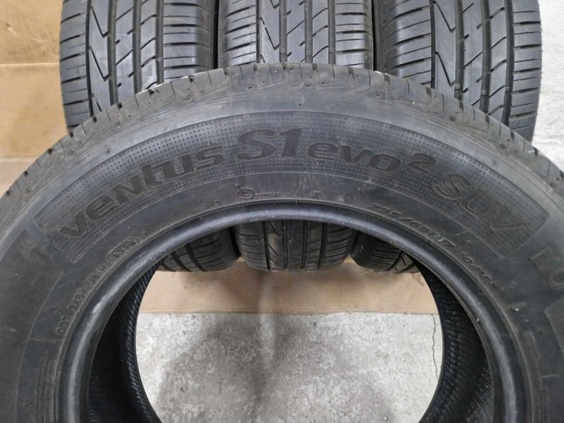 4 Hankook R17 235/65
летни гуми DOT1318