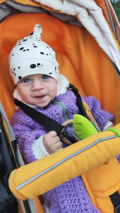 Продам детские комбинезоны