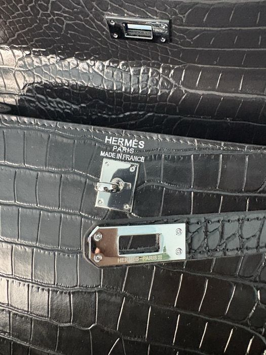 Дамска чанта – HRMS + подарък