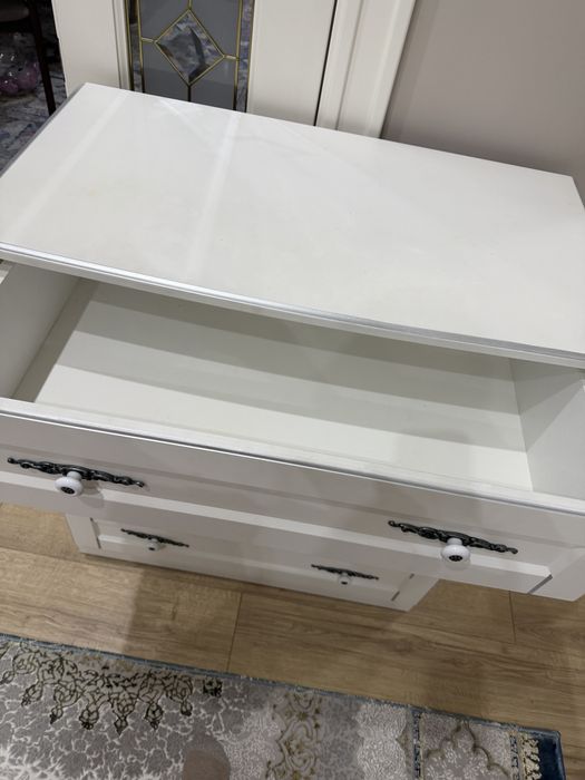 Продаётся комод для спальни